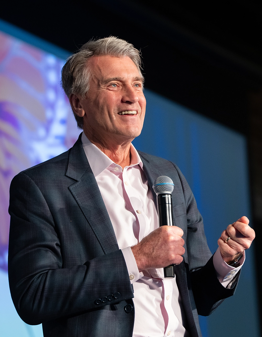R.T. Rybak on stage with a microphone